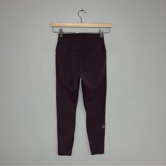 P’tula Leggings Women’s Size Small Purple Plum Cropped Capris High Waisted NWT - Picture 5 of 8